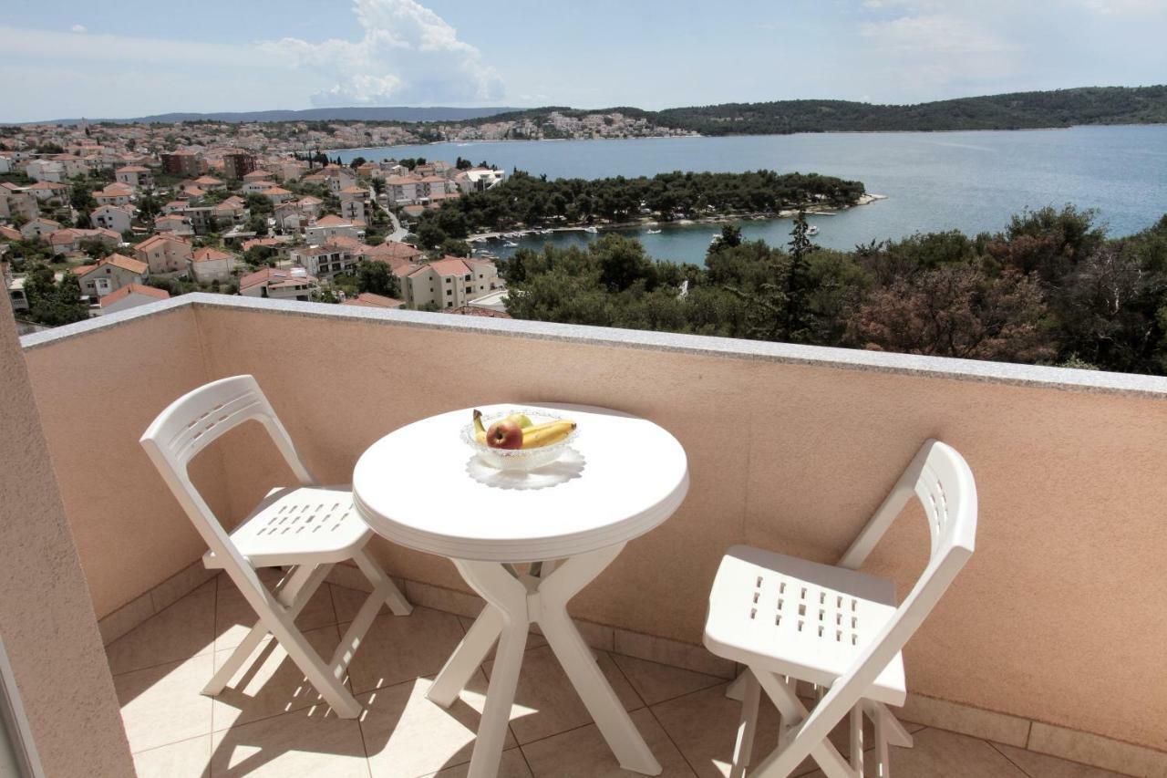 Ferienwohnung Mia Trogir Exterior foto